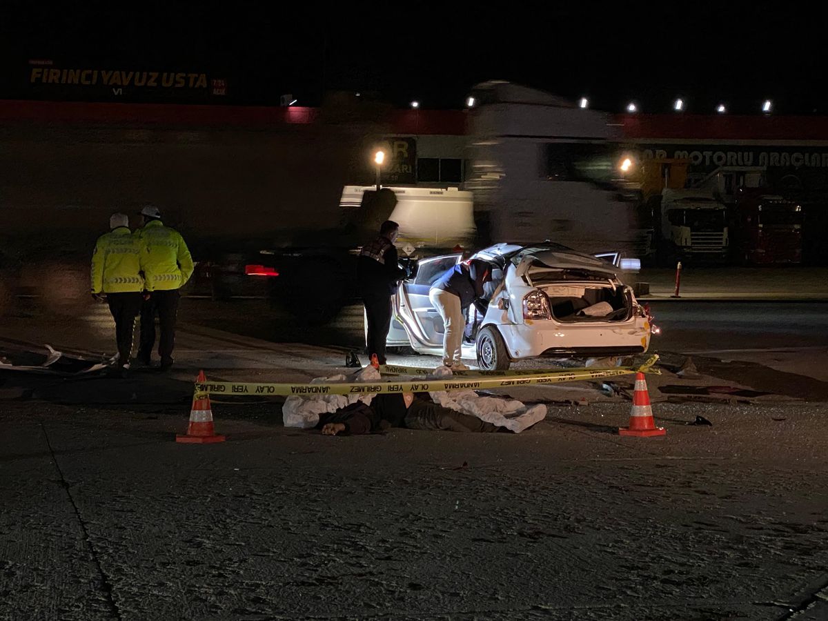 Mamak\'ta Kaza: TIR Şoförü Hayatını Kaybetti