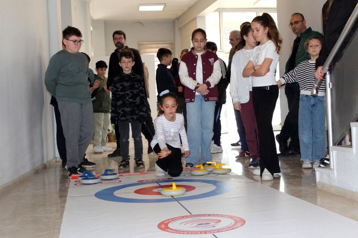 Osmancık\'ta Floor Curling Turnuvası