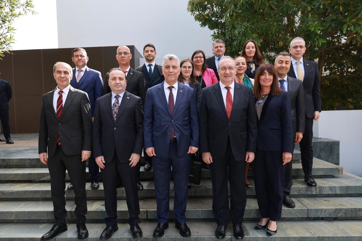 Bolat Lizbon\'da Büyükelçi ile Bir Araya Geldi