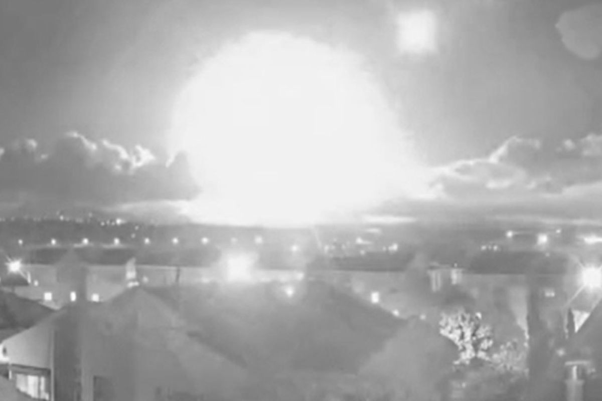 Trump’ın ateşkes açıklamasının ardından İran’dan İsrail’e füze saldırısı