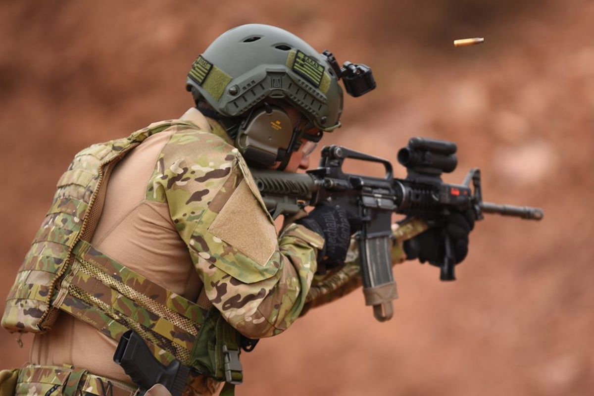 Komşu ülkede casus krizi! Albay, NATO bilgileri Çin\'e sattı