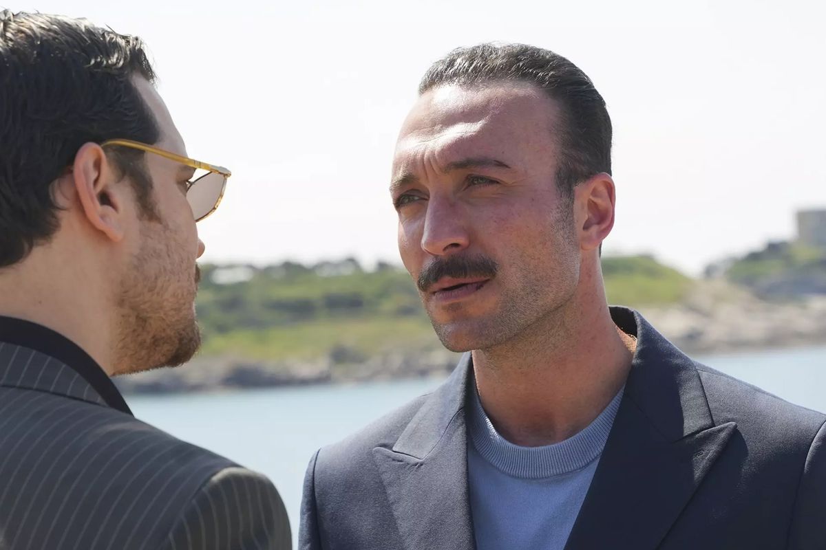 AK Parti Sözücü Çelik\'ten Görkem Sevindik\'e destek: Bu bir şeref madalyası