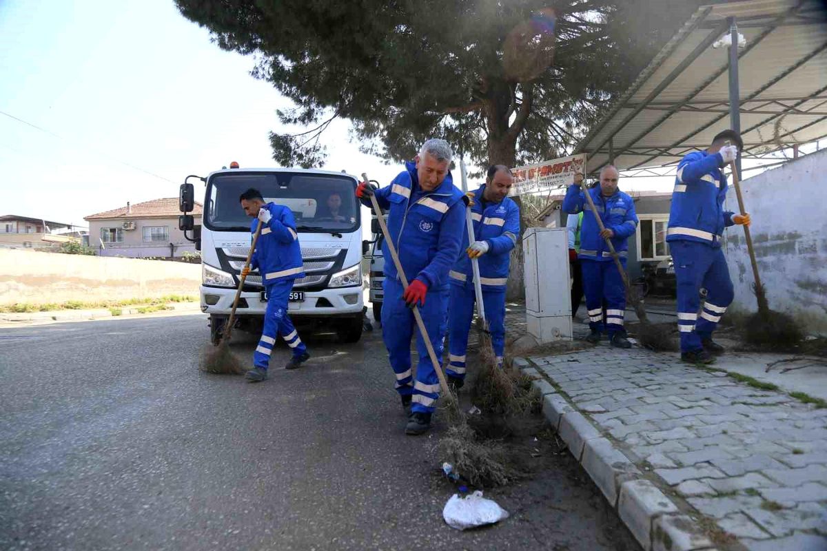 Aydın Büyükşehir\'den Acarlar\'da çevre düzenleme ve bakım çalışması