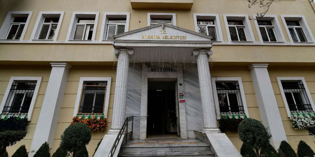 Bornova\'da Dolandırıcılık Operasyonu