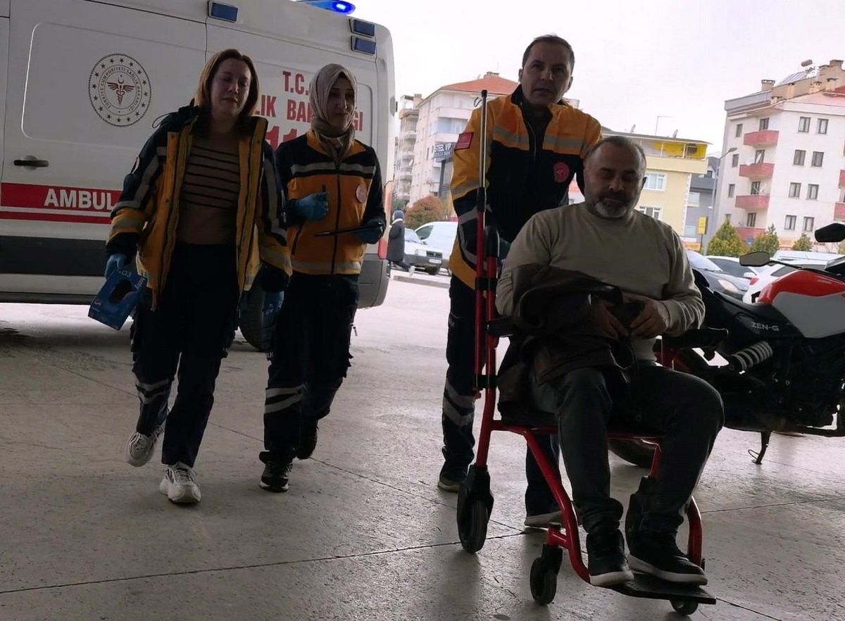 İnegöl\'de Trafik Kazası: 2 Yaralı