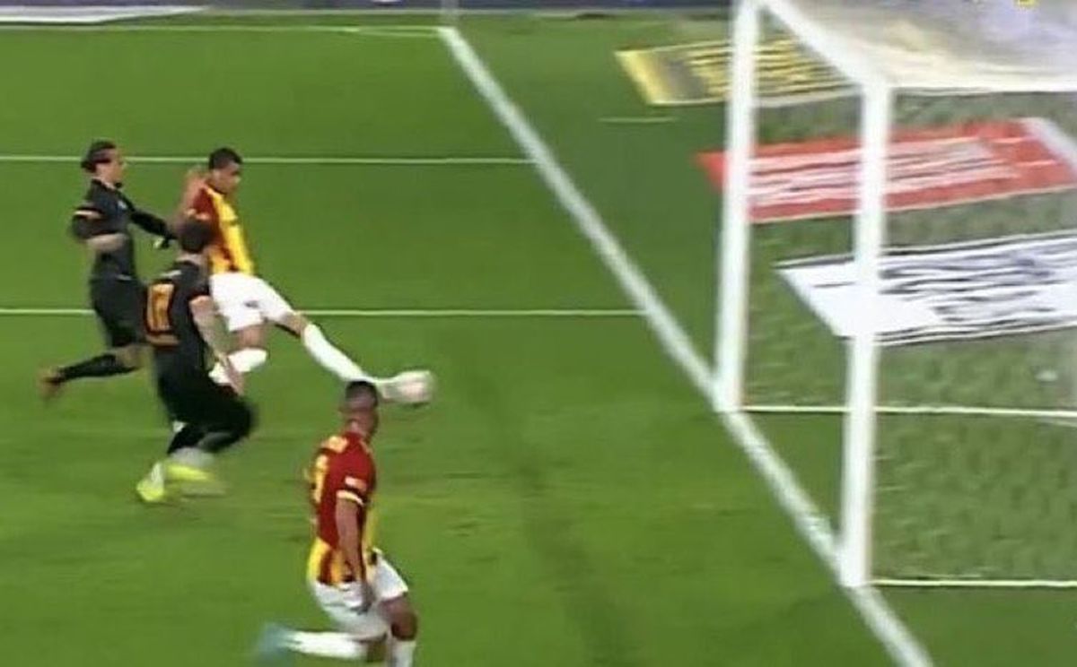 Göztepe, Galatasaray\'a Yenilmeye Devam Ediyor