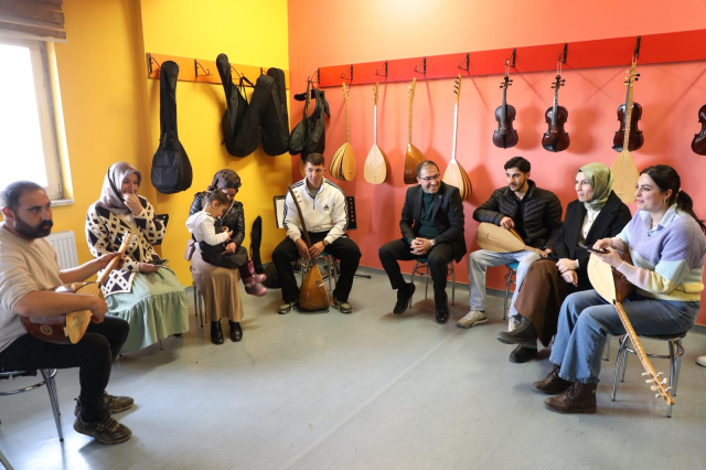 İl Müdürü Çelebi’den ilçelere spor yatırımı denetimi