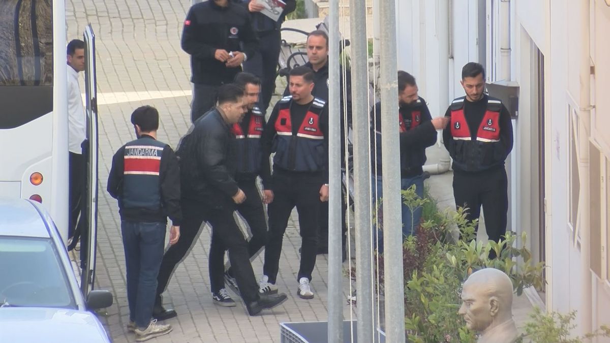 Uyuşturucu Soruşturmasında 14 Gözaltı