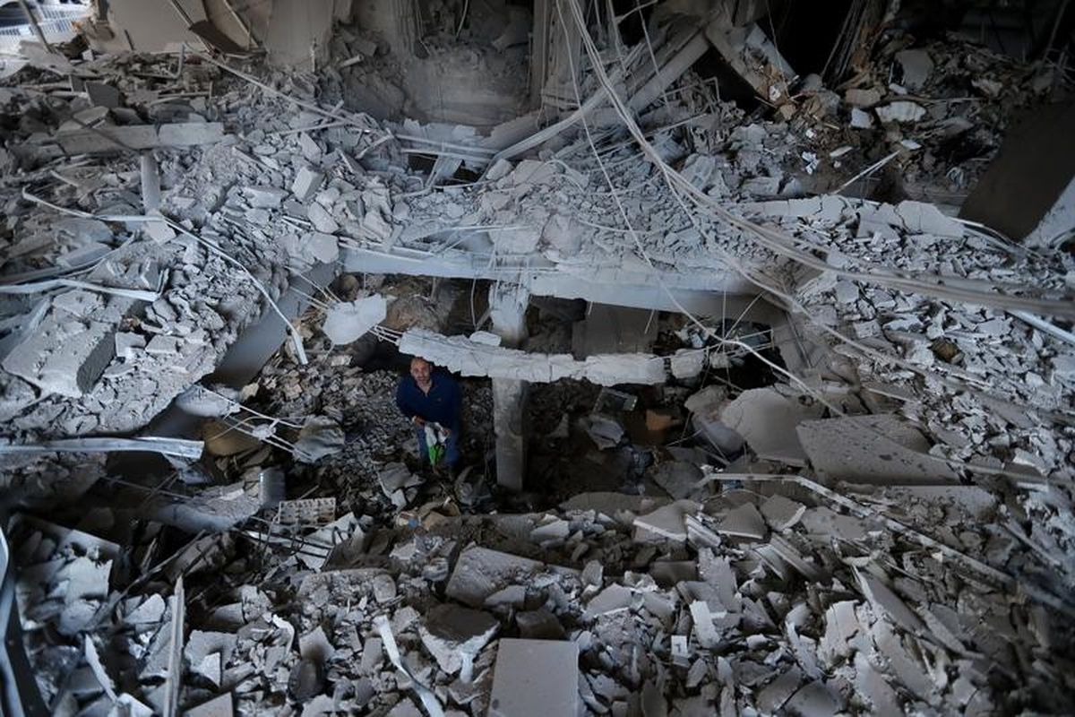 Lübnan\'da İsrail Saldırısında 303 Ölü