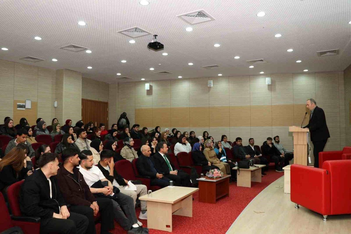 Manevi Danışmanlık Programı Oltu\'da Düzenlendi