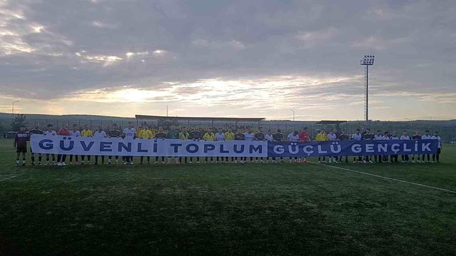 Tekirdağ’da Polis Haftası’na Özel Dostluk Maçı