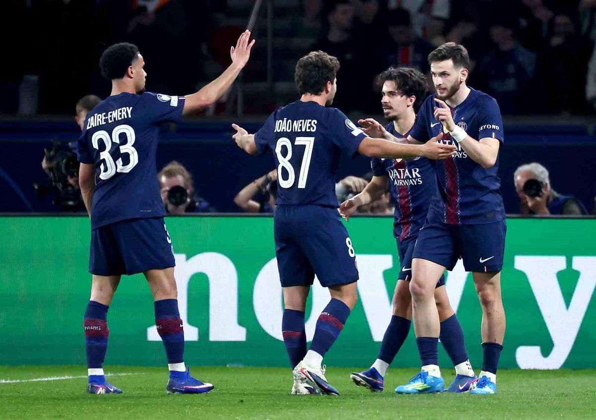 PSG, Liverpool\'u 2-0 Yenerek Avantaj Sağladı
