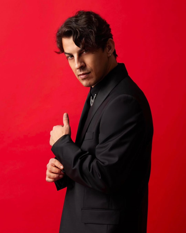 Ünlülere yeni dalga operasyon! Emir Can İğrek, Somer Sivrioğlu, Sinem Özenç Ünsal dahil 14 isme gözaltı kararı