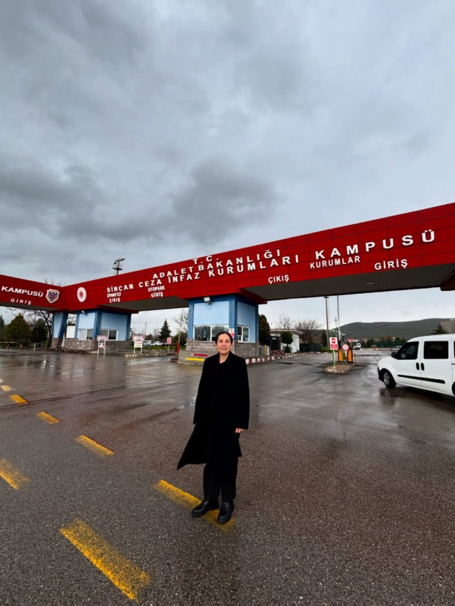 Bolu ve Mersin Yenişehir belediyelerine peş peşe operasyon! Onlarca gözaltı var