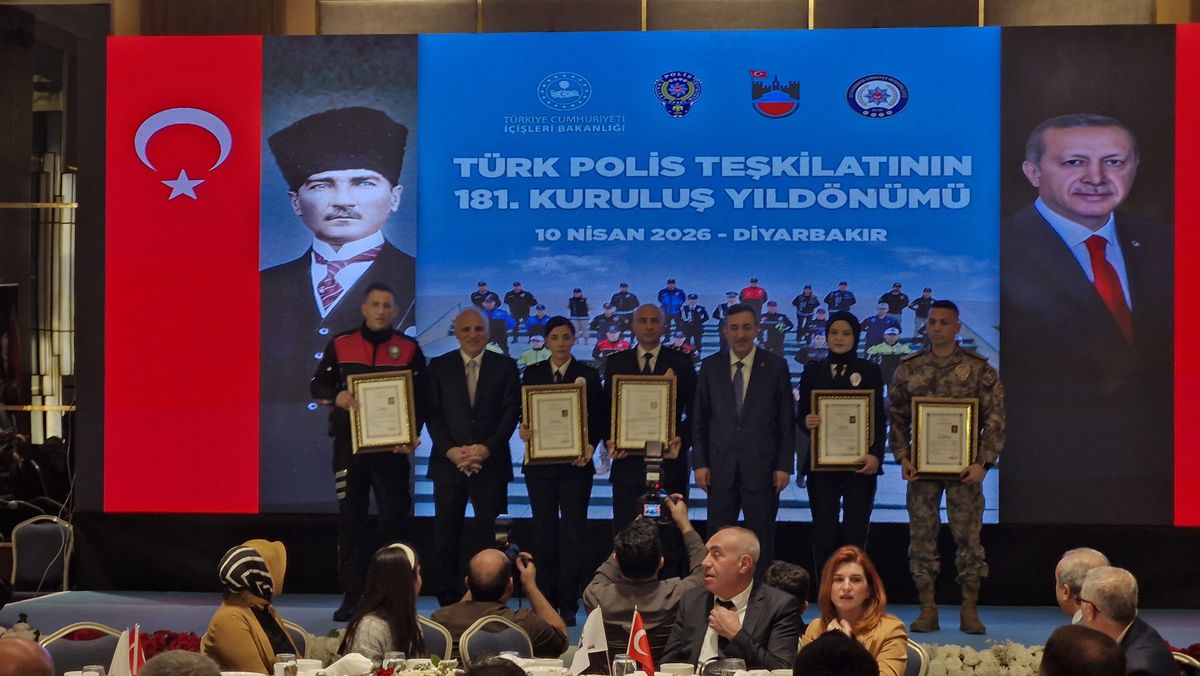 Cevdet Yılmaz: Savaş bir an önce sona ersin diye tüm gücümüzle gayret ediyoruz