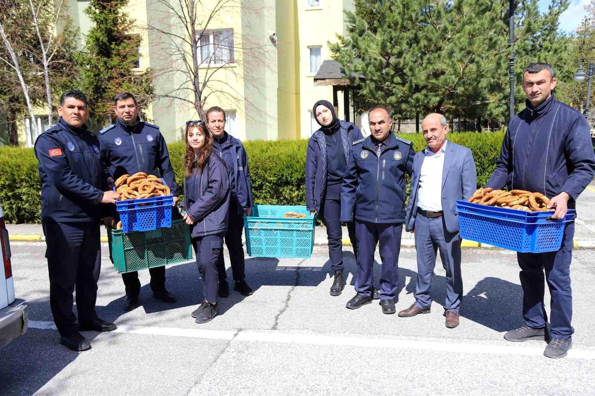 Gramajı eksik simitlere el konuldu