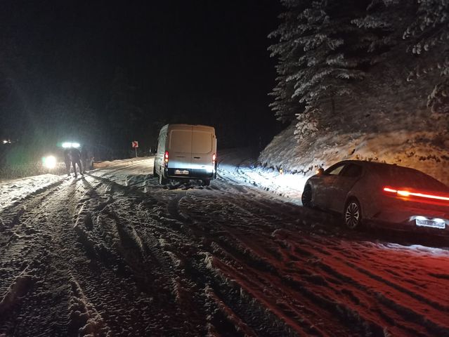 Kastamonu'da Kar Yağışı Trafiği Olumsuz Etkiledi