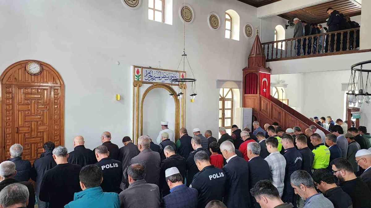 Köyceğiz\'de Şehitler Mevlit Programıyla Anıldı