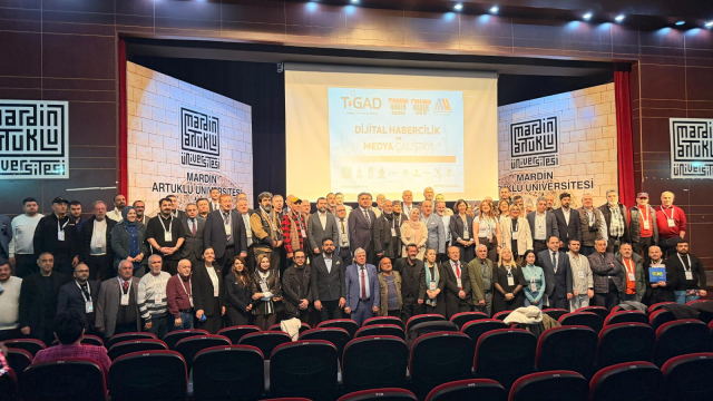 Mardin’de dijital medya zirvesi başladı