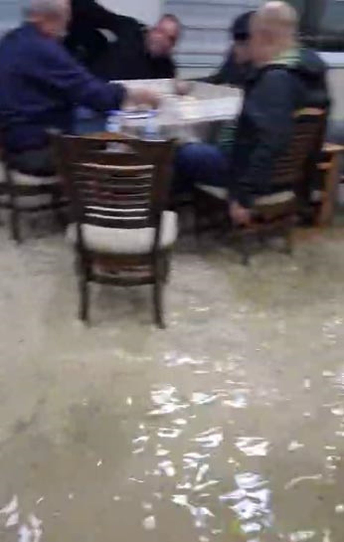 Osmaniye\'de 2 kişinin öldüğü selin ilk anları cep telefonu kamerasında