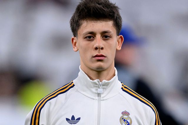 Real Madrid şampiyonluk umutlarını zora soktu