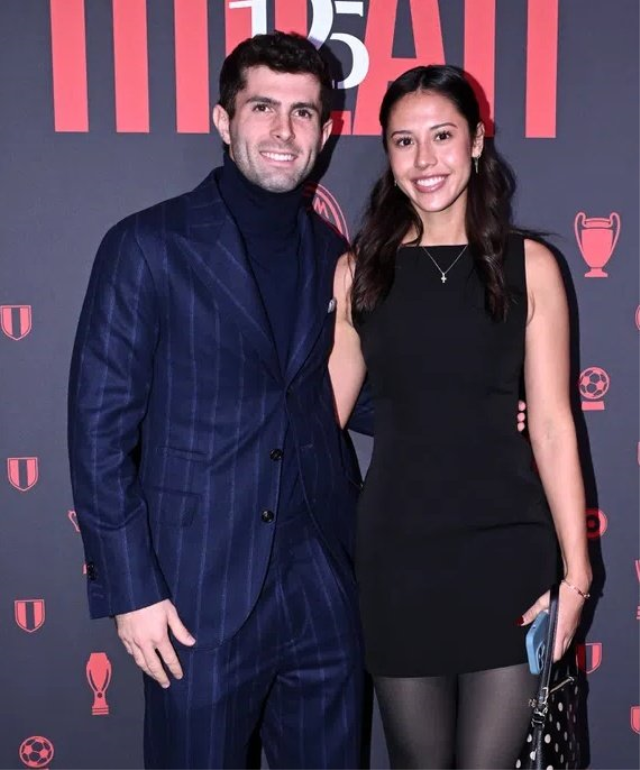 Yıldız futbolcunun eski sevgilisi aldatma iddialarını geri çekti