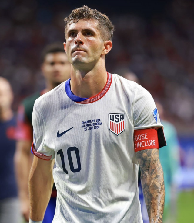 Yıldız futbolcunun eski sevgilisi aldatma iddialarını geri çekti