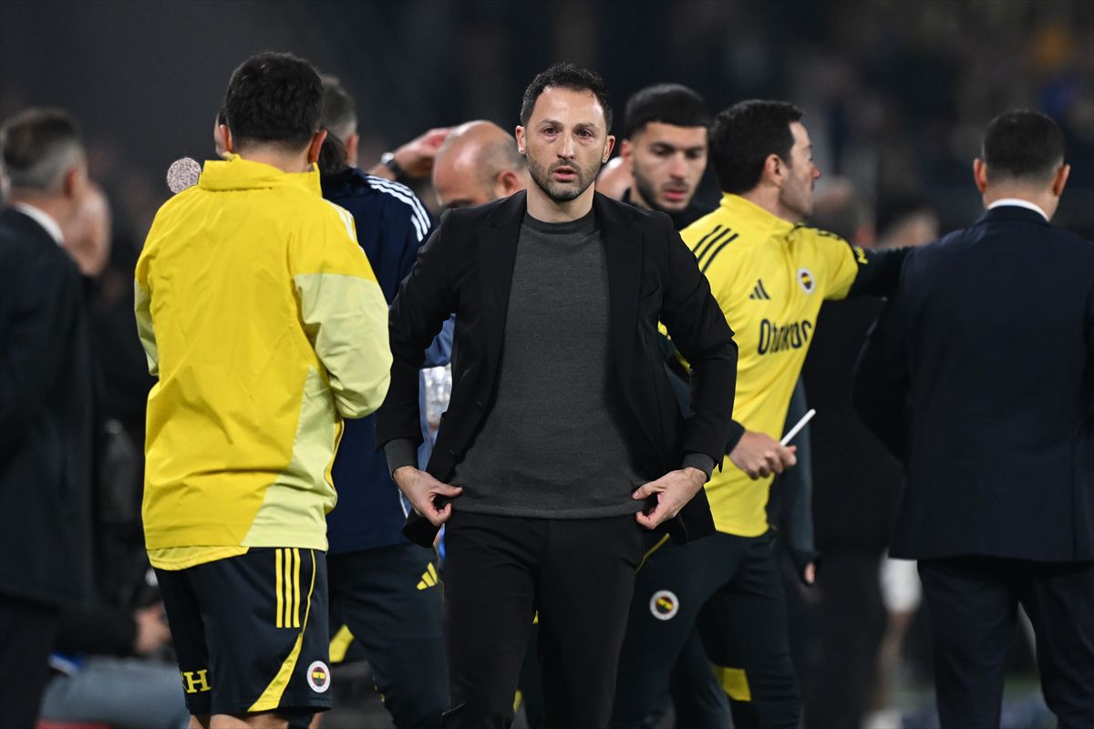 Yıldız isimler yok! İşte Fenerbahçe\'nin Kayserispor maçı kamp kadrosu