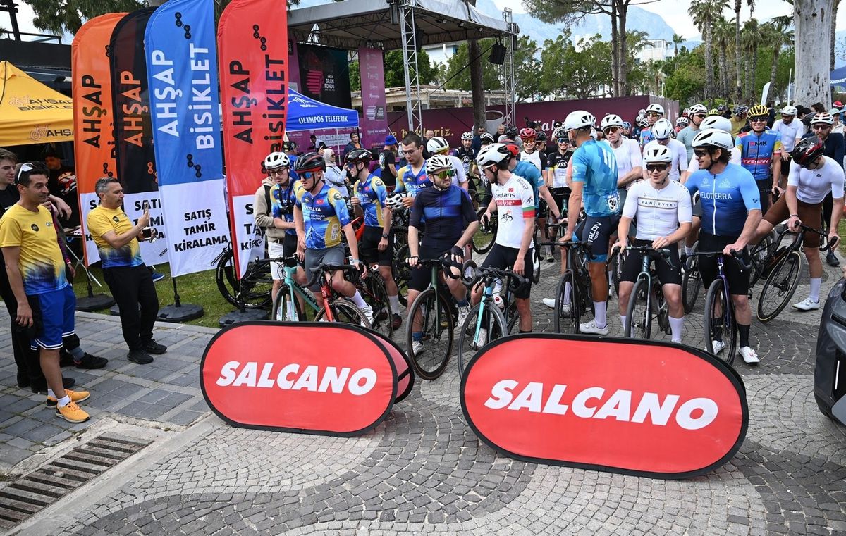 AKRA Gran Fondo Antalya Tırmanış Etabıyla Başladı