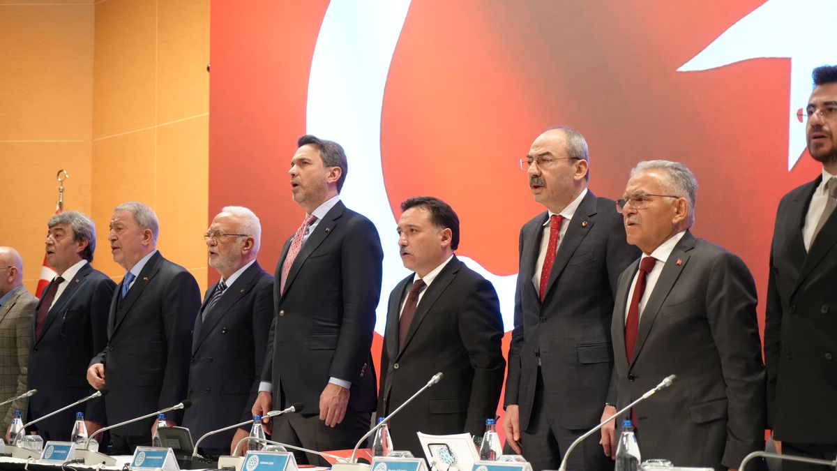 Bakan Bayraktar\'dan Kayseri Ziyareti