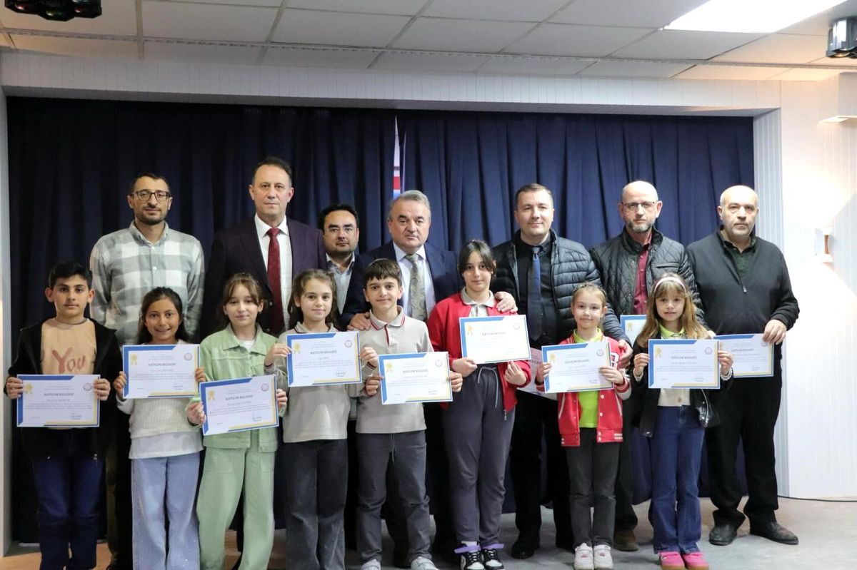 Ramazan Yarışmasında Dereceye Giren Öğrencilere Ödül