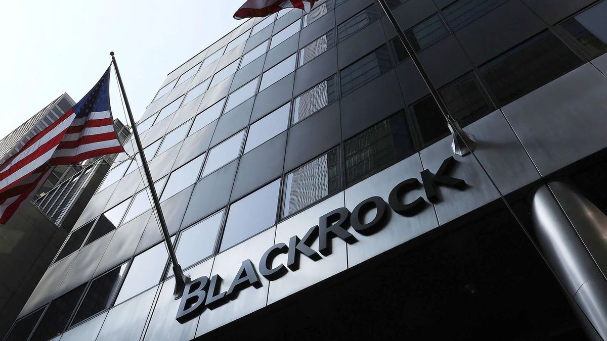 BlackRock dört günde kripto piyasasına yarım milyar dolar ekledi