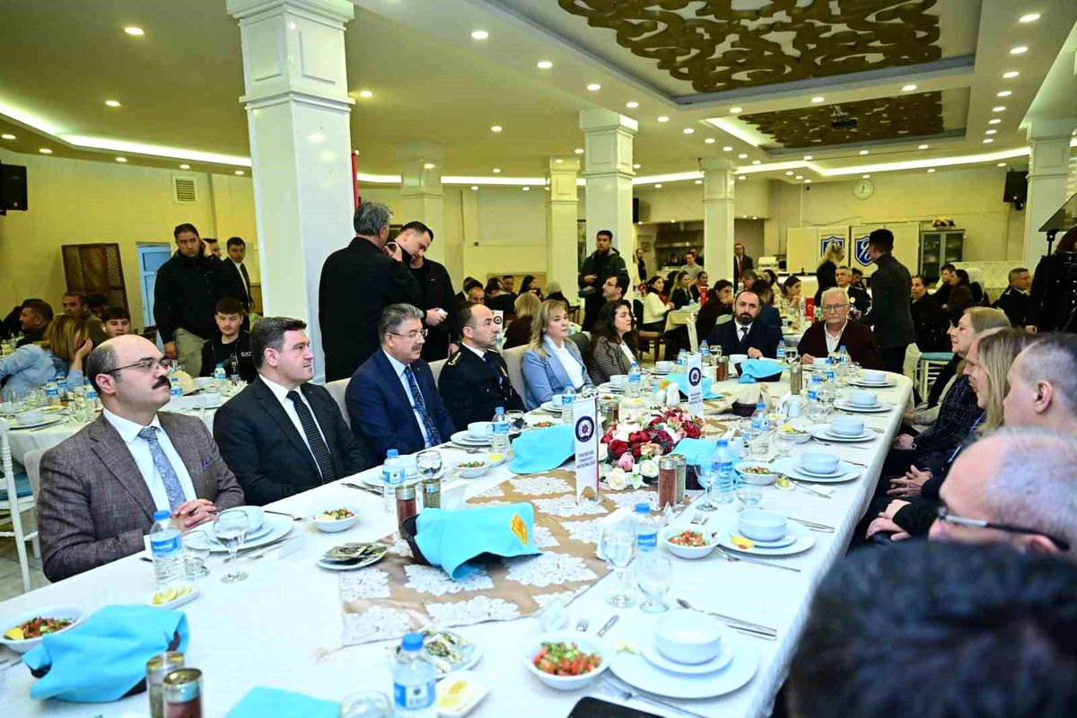 Eskişehir\'de Türk Polis Teşkilatı\'nın 181. Yıldönümü Kutlandı