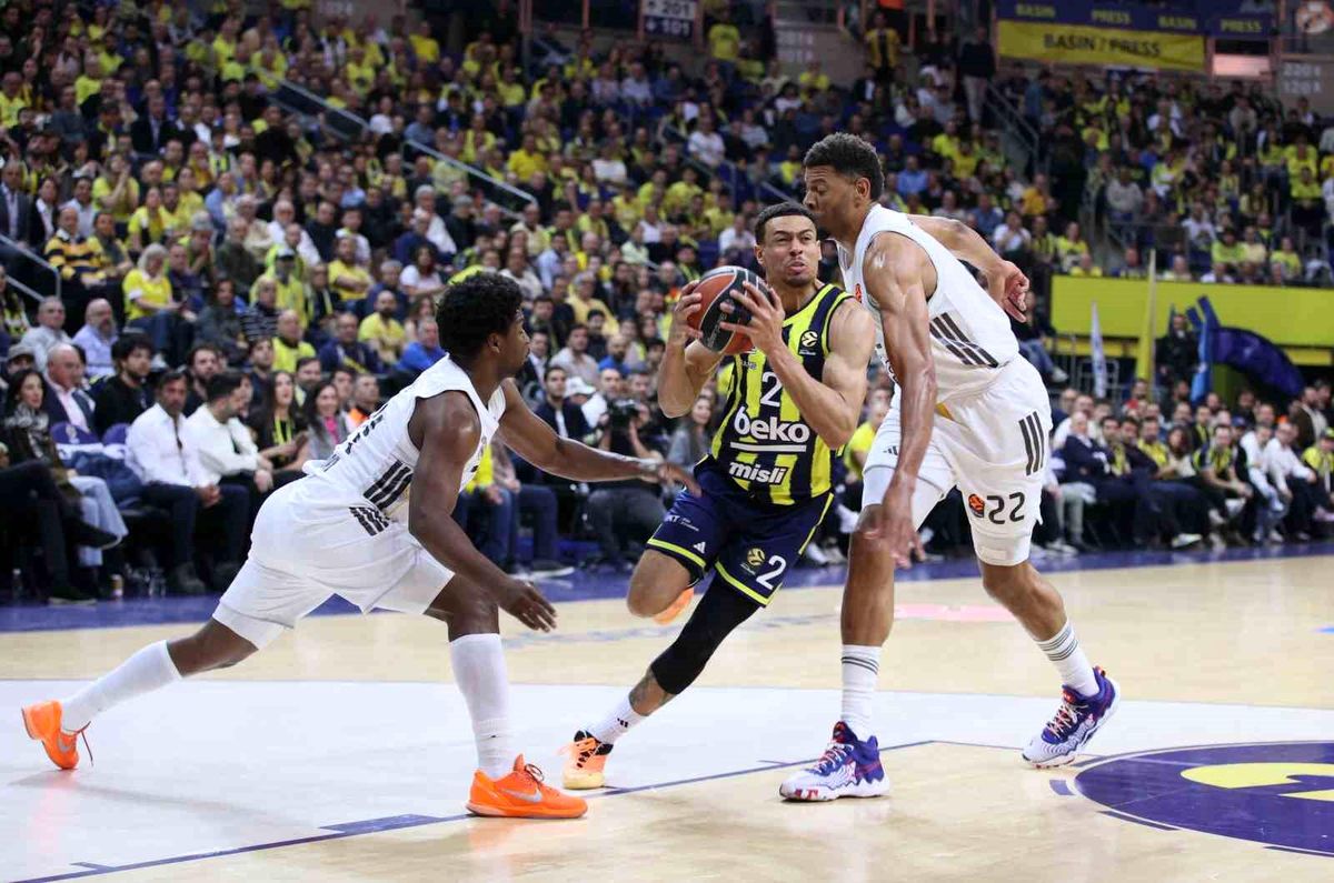 Fenerbahçe Play-off\'u Garantiledi