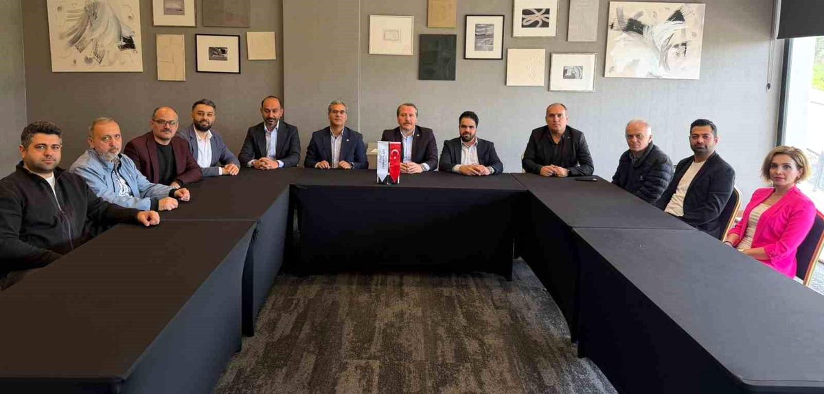 Ali Yalçın Yalova\'da İstişarelerde Bulundu