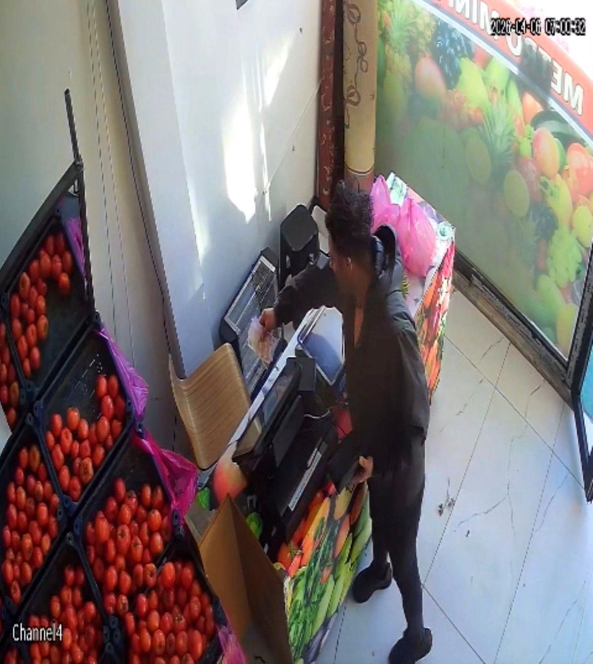 Elazığ\'da Ödemenin Anlamı: Müşteri Parayı Bıraktı