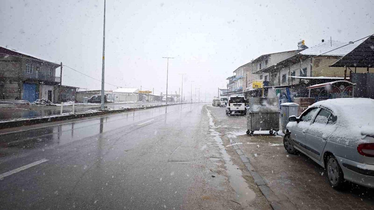 Malatya\'da Kar Yağışı Etkisini Artırdı