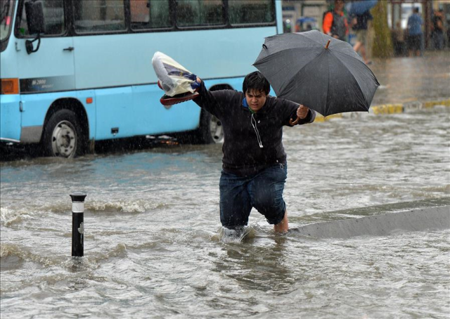 Meteoroloji’den “Sarı Kodlu” uyarı: Sağanak ve kar geliyor