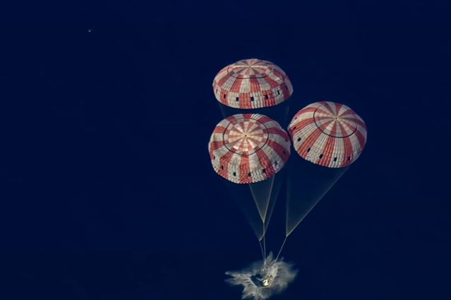 NASA’nın tarihi görevinde 4 astronot Dünya’ya ulaştı