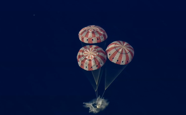 NASA'nın tarihi görevinde 4 astronot Dünya'ya ulaştı