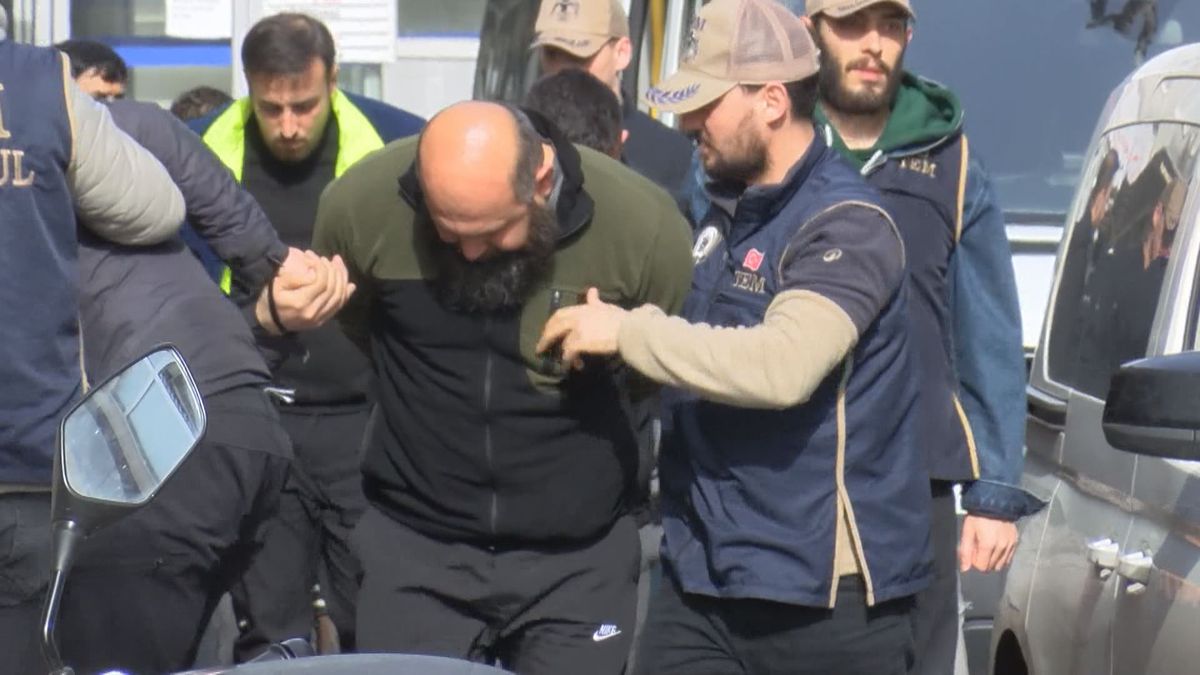 Temizlik Görevlilerinin Eğlenceli Molası