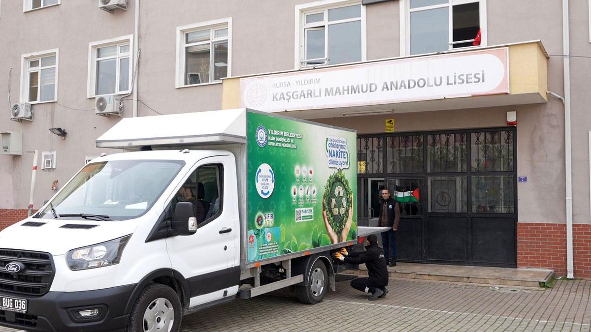Yıldırım\'da plastiğe fren: 31 okula arıtma, 32 bin öğrenciye matara