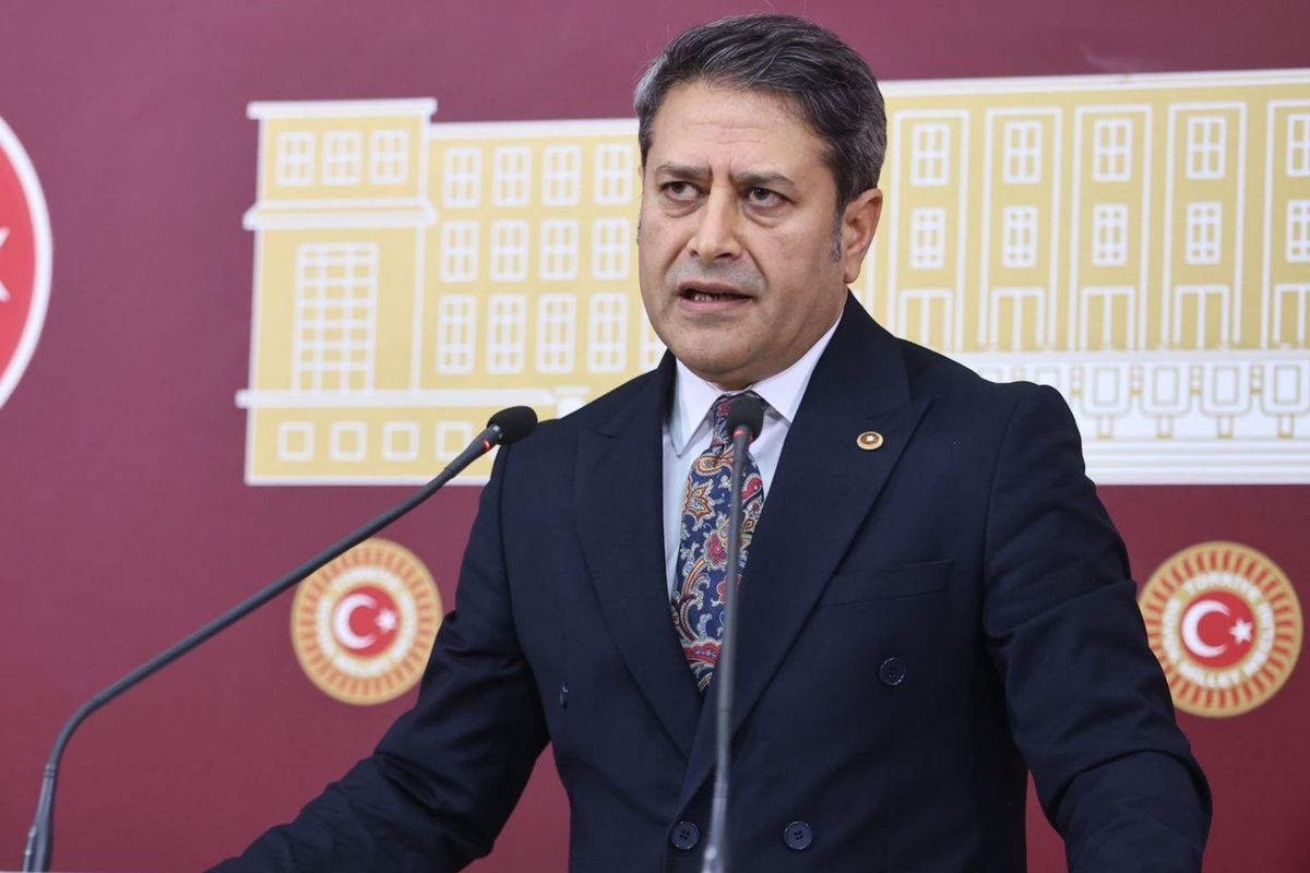 AK Parti Gaziantep Milletvekili Ali Şahin\'den Netanyahu\'ya sert mesaj: Köpekler istedi diye atlar ölmez