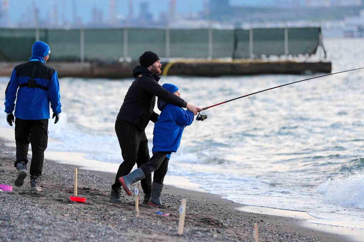 Aliağa\'da "At-Çek Balık Avı Festivali" coşkusu