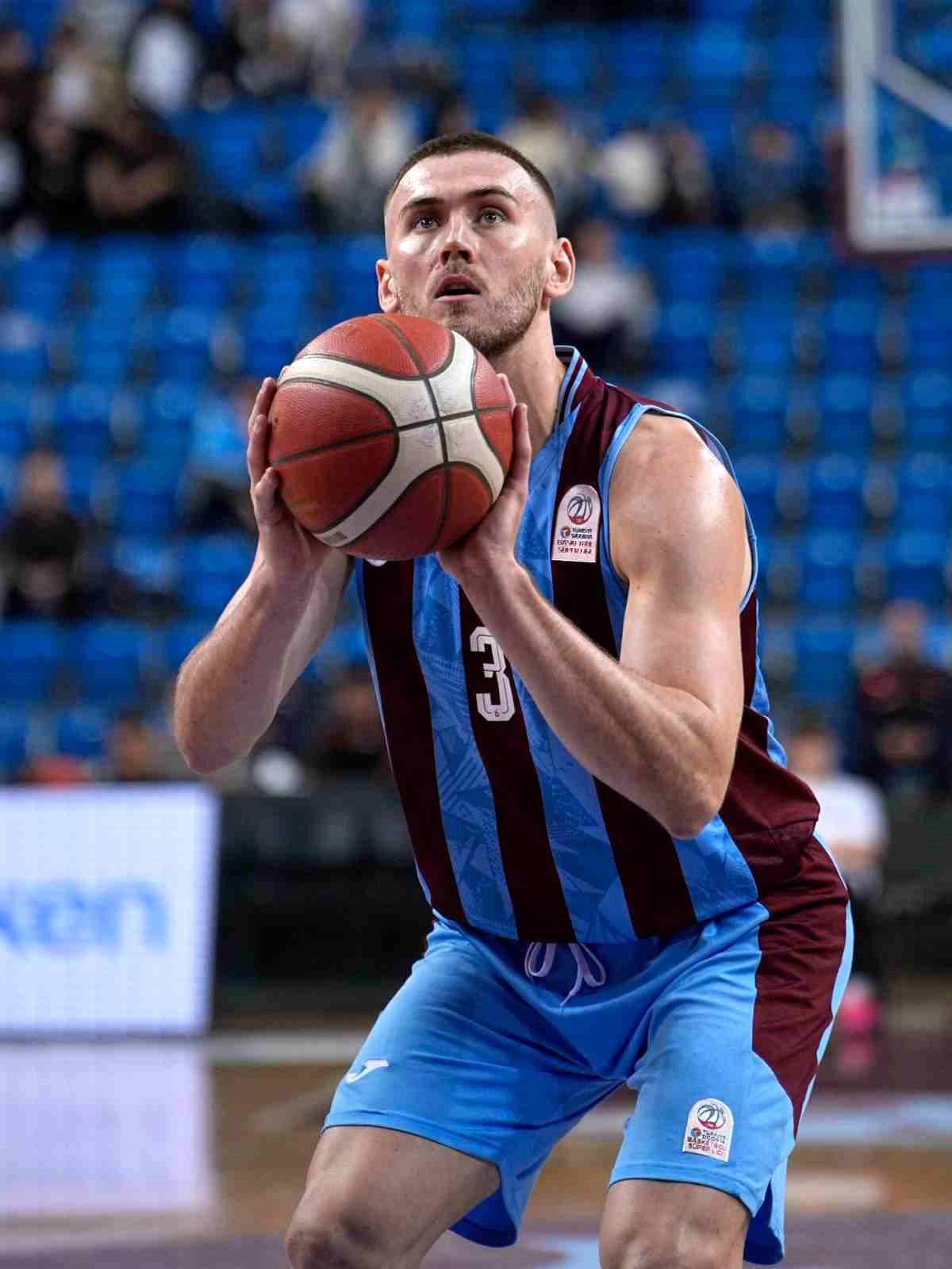 Trabzonspor, Aliağa Petkimspor\'a Yenildi