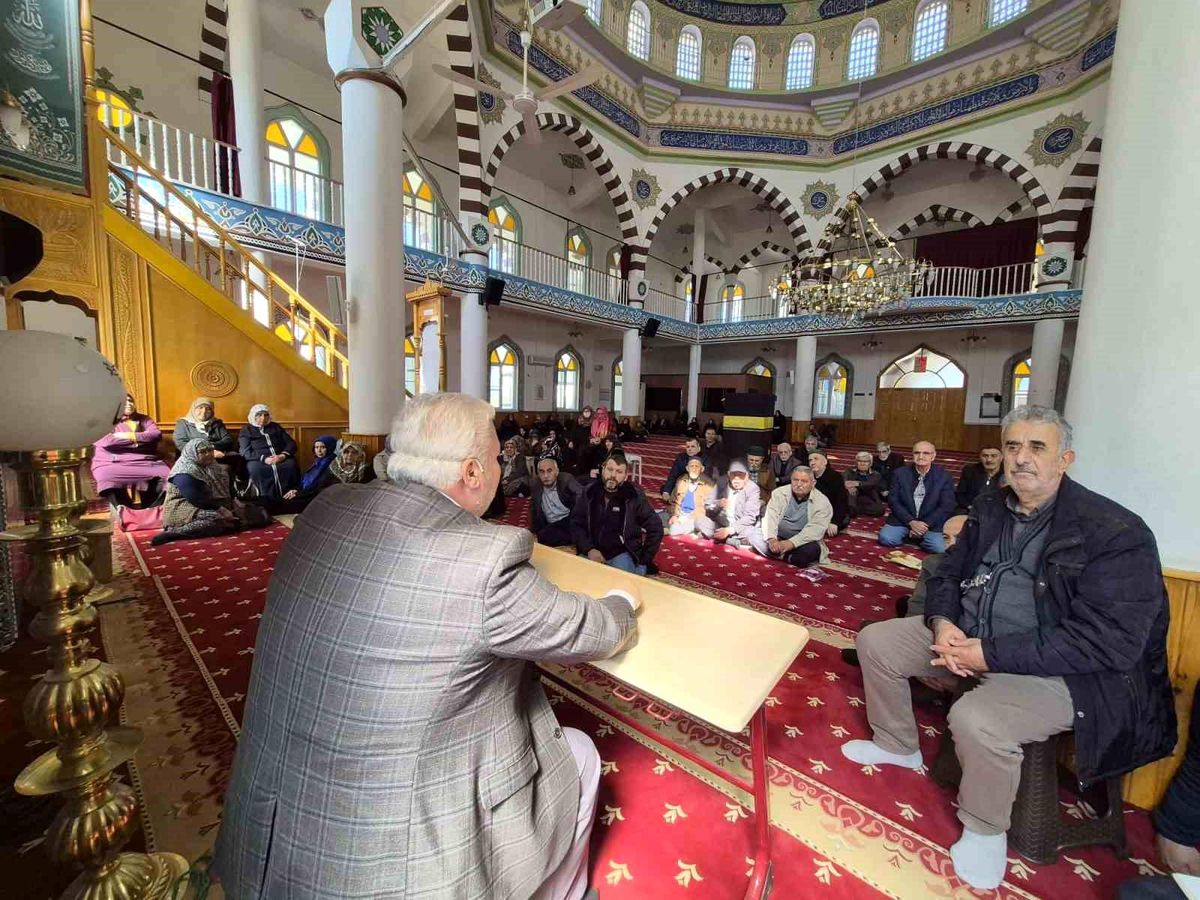 Hacı Adaylarına Eğitim Semineri