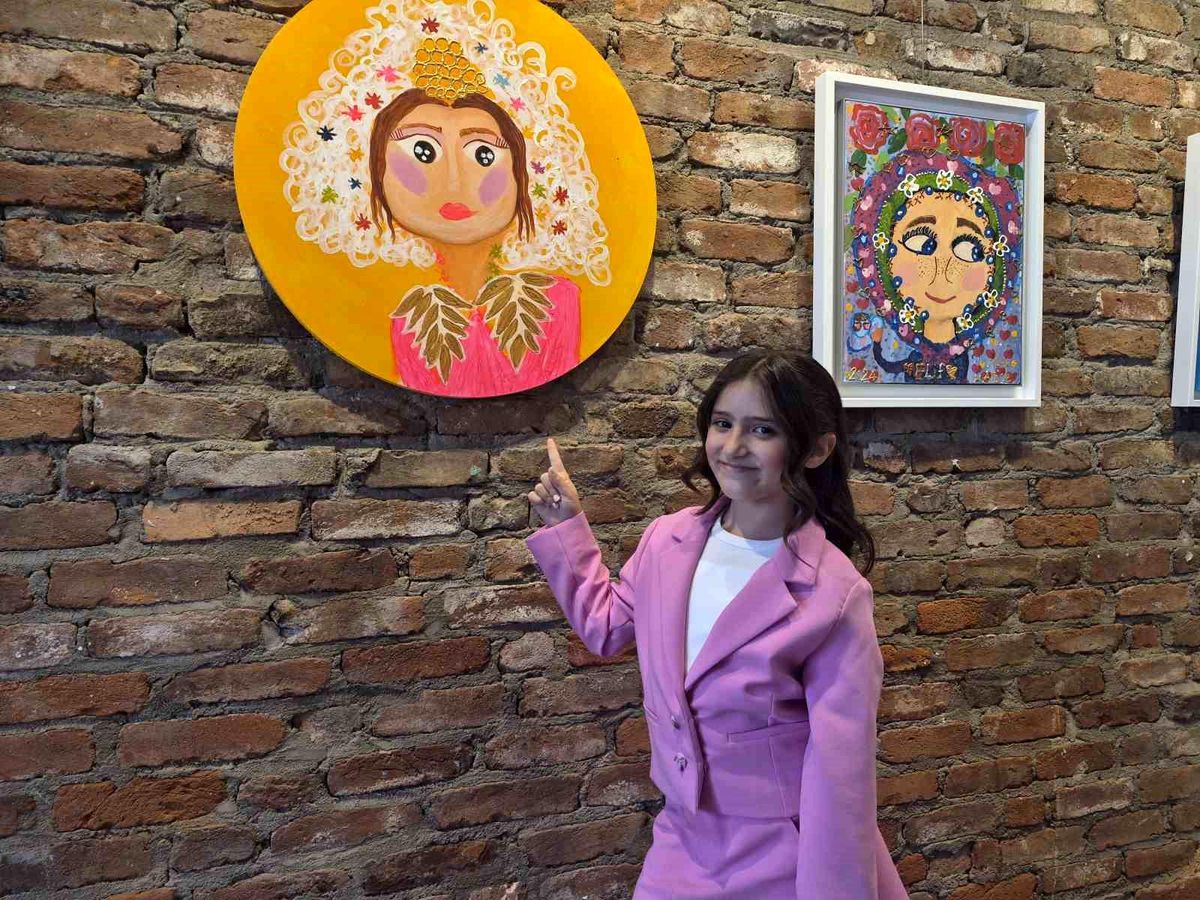 9 Yaşındaki Hatice Alya Teker\'den İlk Sergi