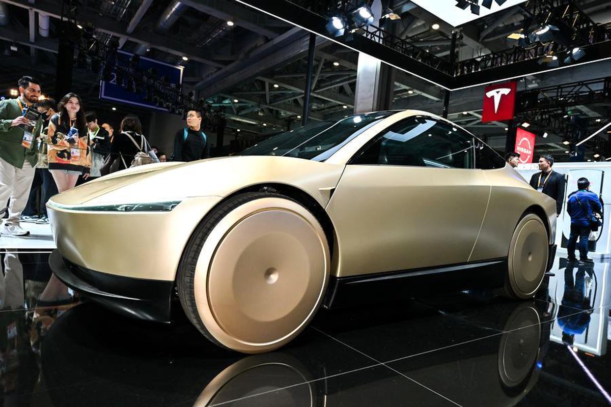 Hollanda, Tesla\'nın Otonom Sürüş Sistemini Onayladı