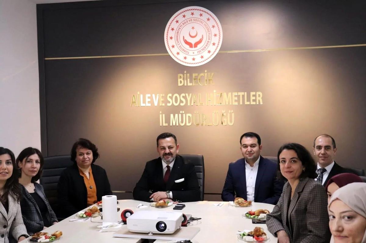 Bilecik\'te Sosyal Hizmet Personeliyle Kahvaltı