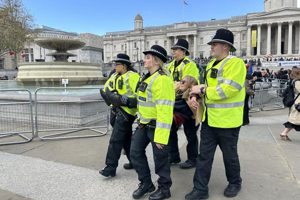 Londra\'da \'Filistin Eylemi\' Protestoları: 212 Gözaltı